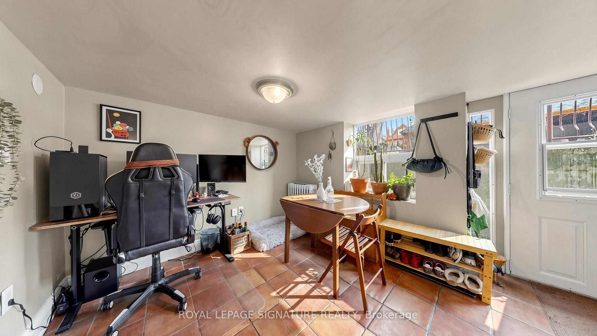 132 Marion Street, Toronto, ON - Indoor