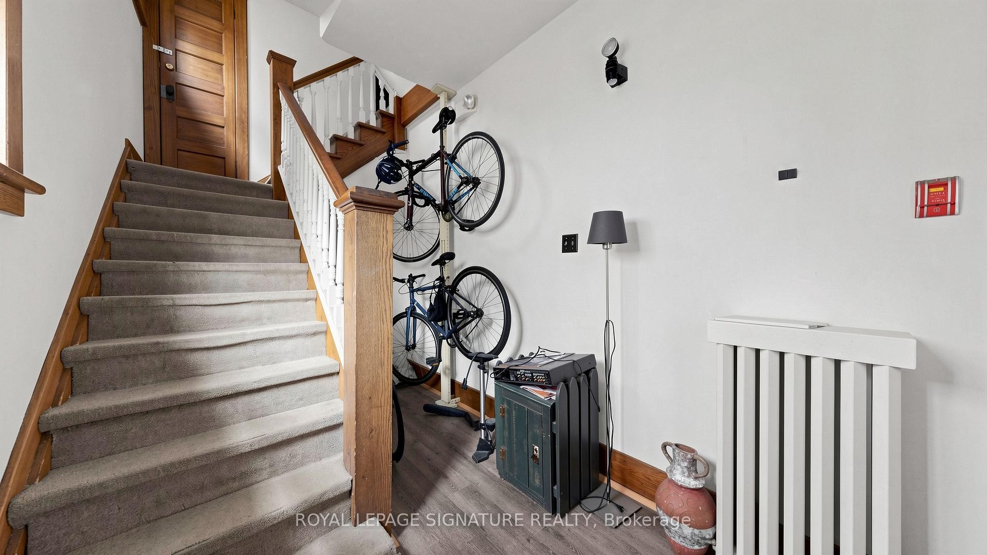 132 Marion Street, Toronto, ON - Indoor Photo Showing Other Room