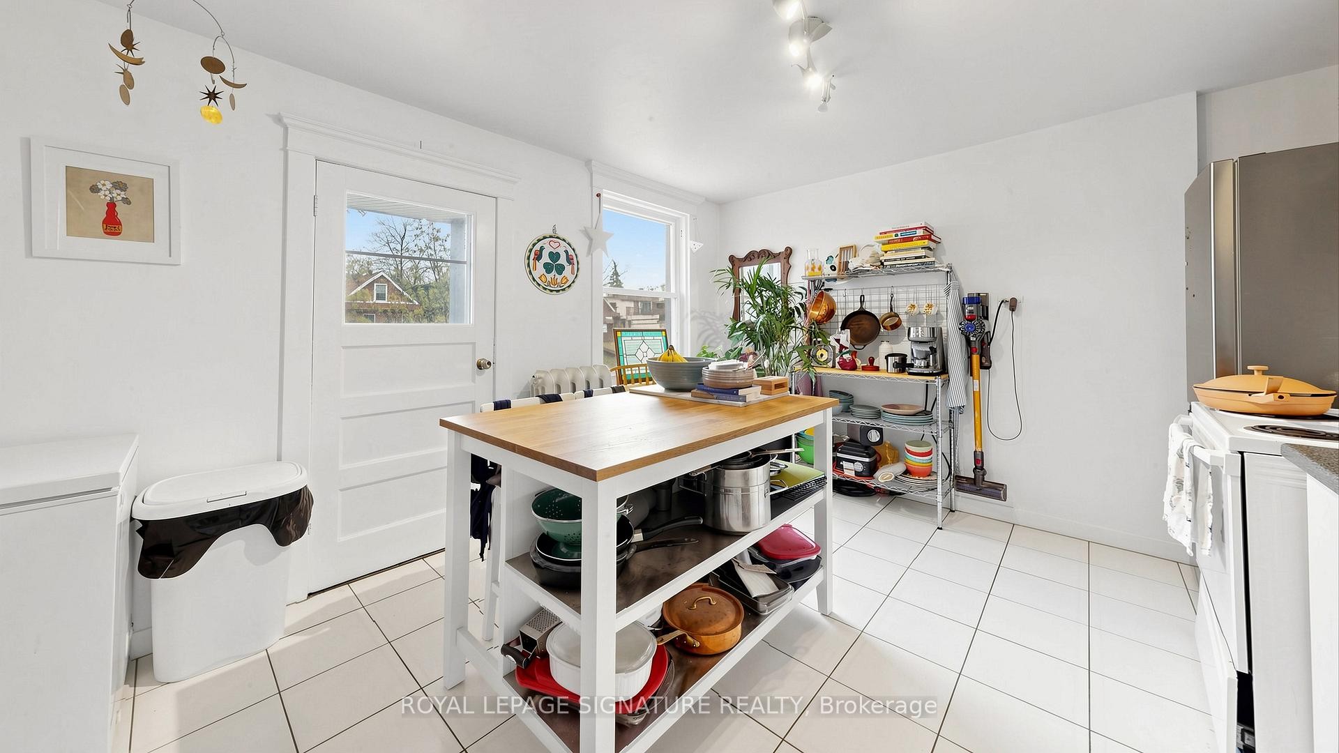 132 Marion Street, Toronto, ON - Indoor