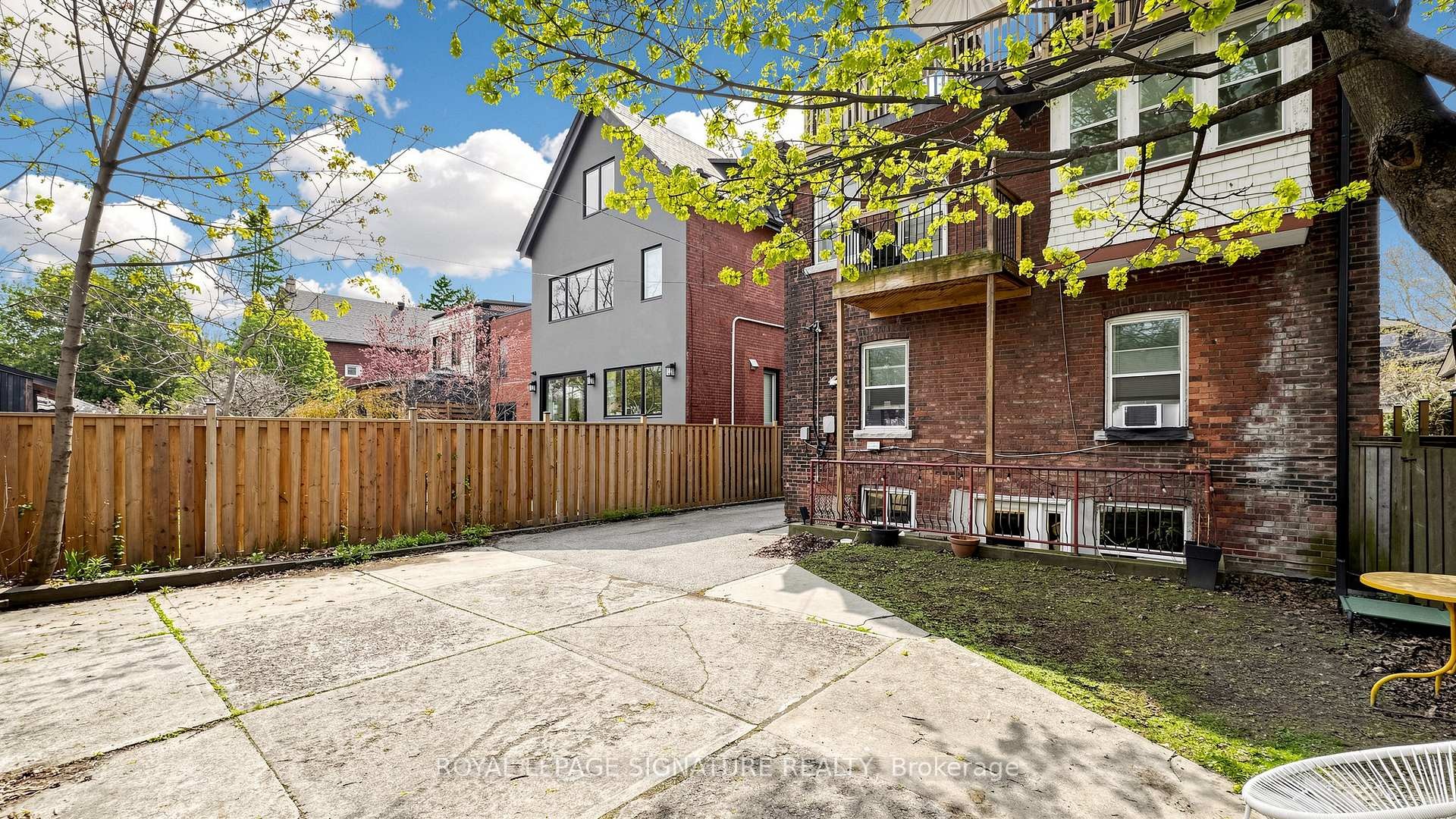 132 Marion Street, Toronto, ON - Outdoor