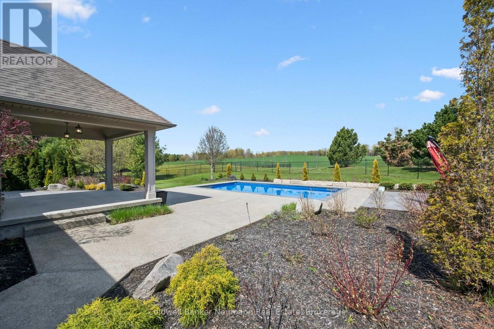 23 Old Ruby Lane, Puslinch, ON - Outdoor With In Ground Pool With Deck Patio Veranda