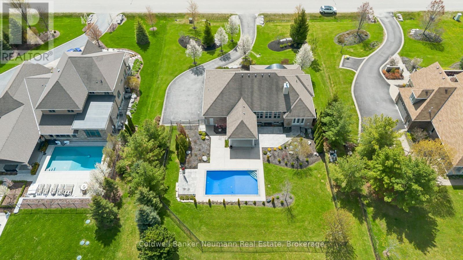 23 Old Ruby Lane, Puslinch, ON - Outdoor With In Ground Pool With View