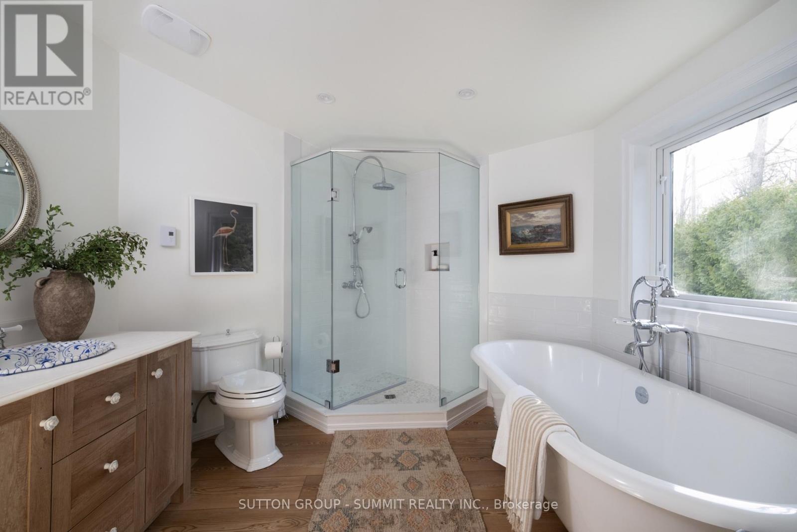 1198 Tiny Beaches Road N, Tiny, ON - Indoor Photo Showing Bathroom