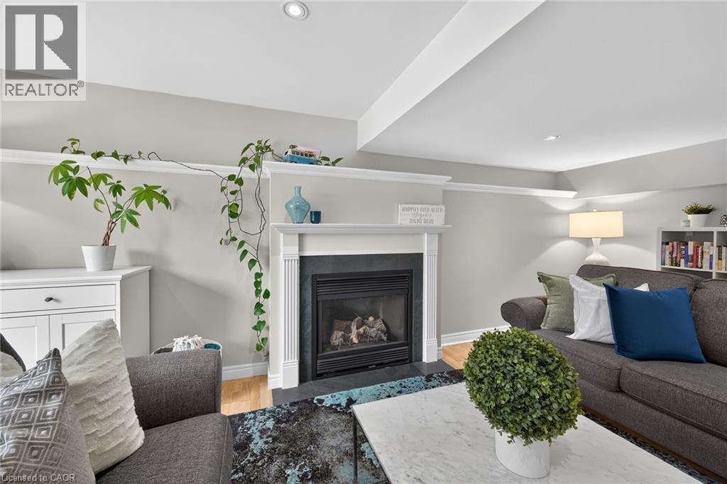 135 Independence Drive, Hamilton, ON - Indoor Photo Showing Living Room With Fireplace