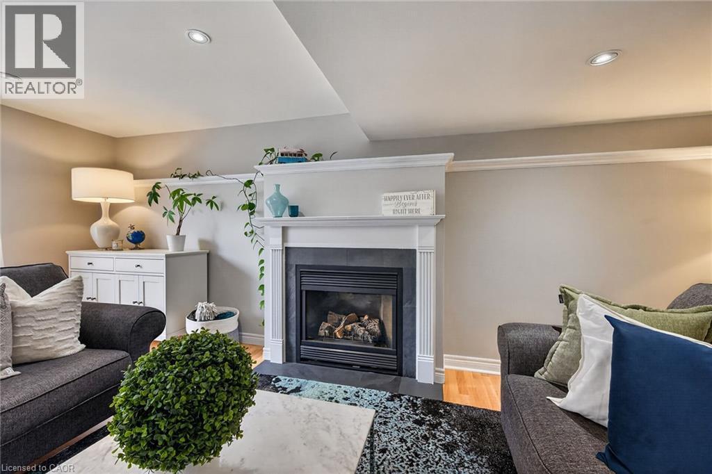 135 Independence Drive, Hamilton, ON - Indoor Photo Showing Living Room With Fireplace
