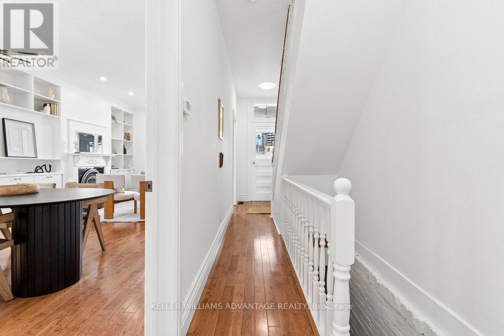 5 Mark Street, Toronto, ON - Indoor Photo Showing Other Room