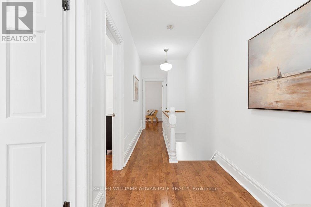 5 Mark Street, Toronto, ON - Indoor Photo Showing Other Room
