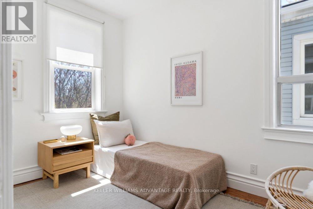 5 Mark Street, Toronto, ON - Indoor Photo Showing Bedroom