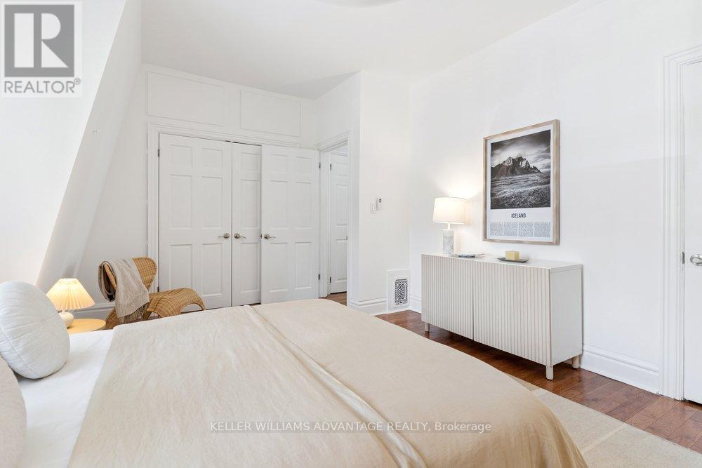 5 Mark Street, Toronto, ON - Indoor Photo Showing Bedroom
