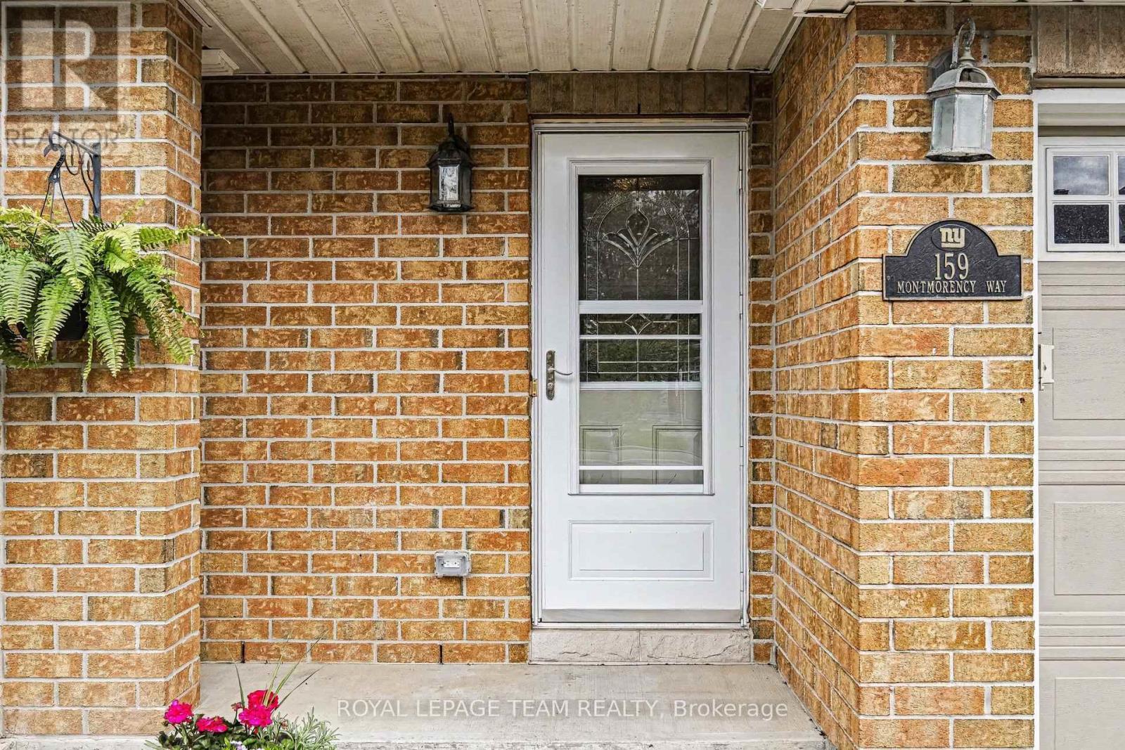 159 Montmorency Way, Ottawa, ON - Outdoor With Exterior