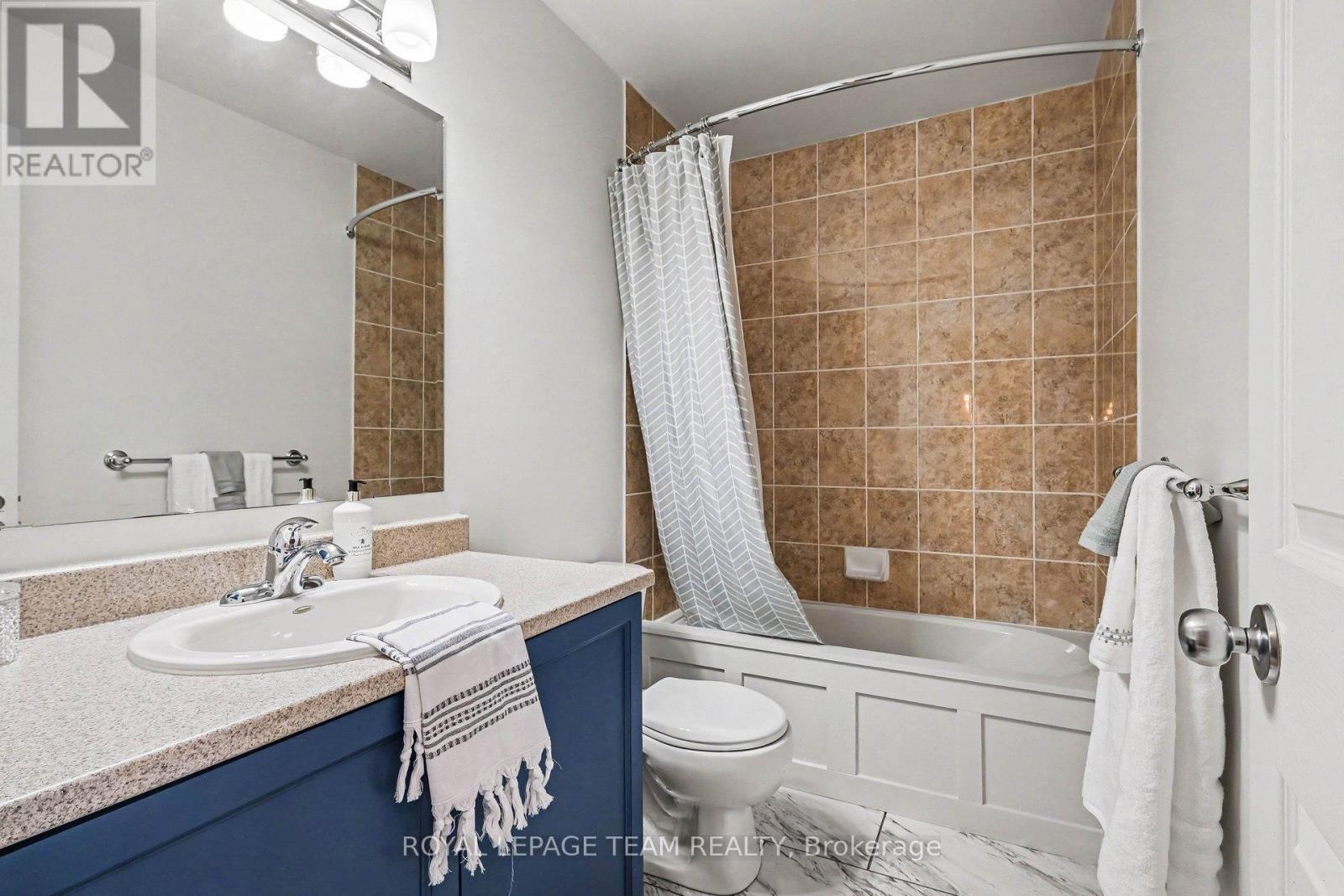 159 Montmorency Way, Ottawa, ON - Indoor Photo Showing Bathroom