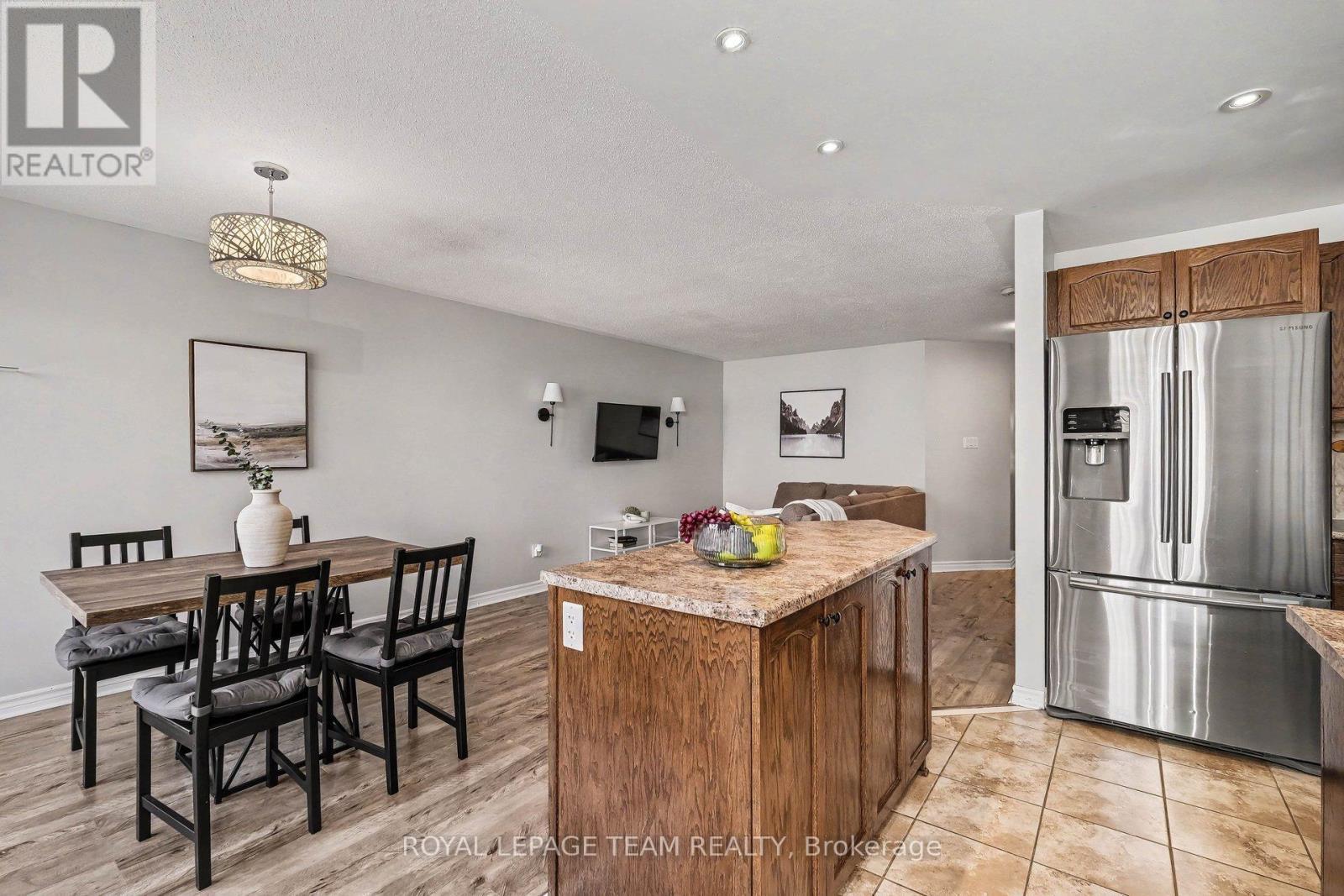 159 Montmorency Way, Ottawa, ON - Indoor