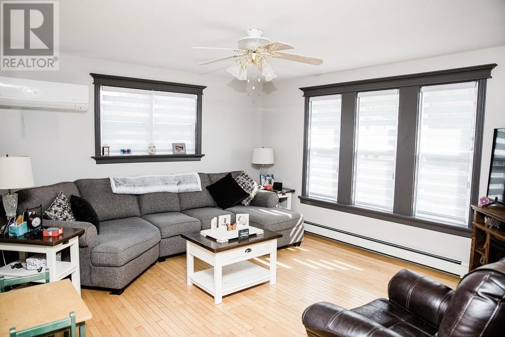 34 Main Road, Point Verde, Placentia, NL - Indoor Photo Showing Living Room