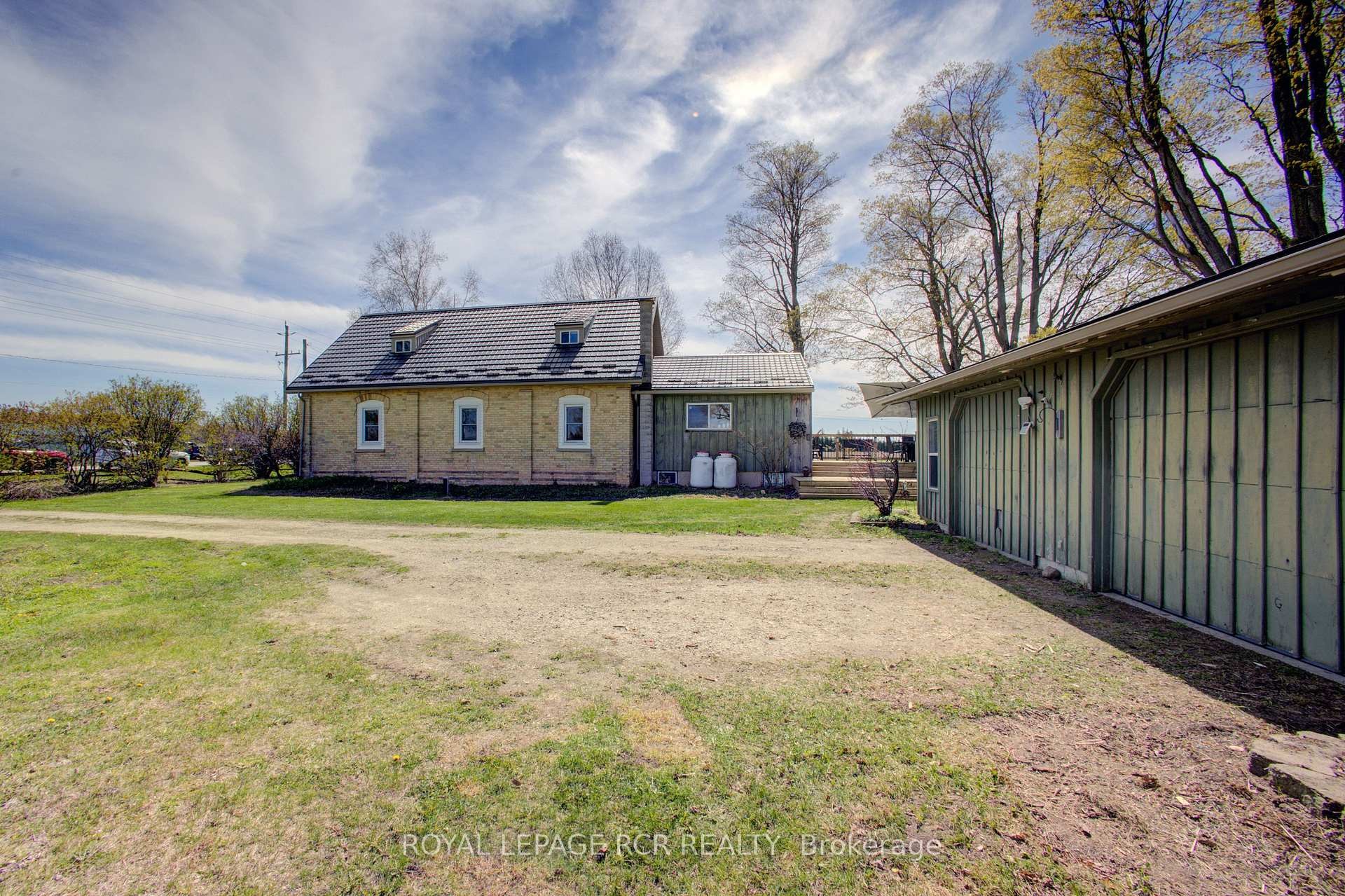 8542 Concession 12 N/A, Mapleton, ON - Outdoor