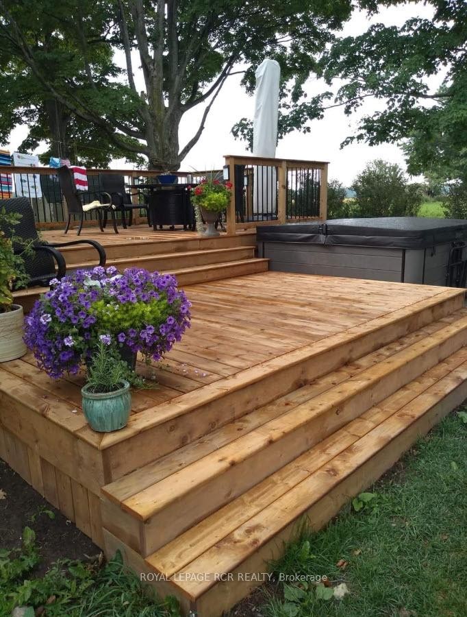 8542 Concession 12 N/A, Mapleton, ON - Outdoor With Deck Patio Veranda
