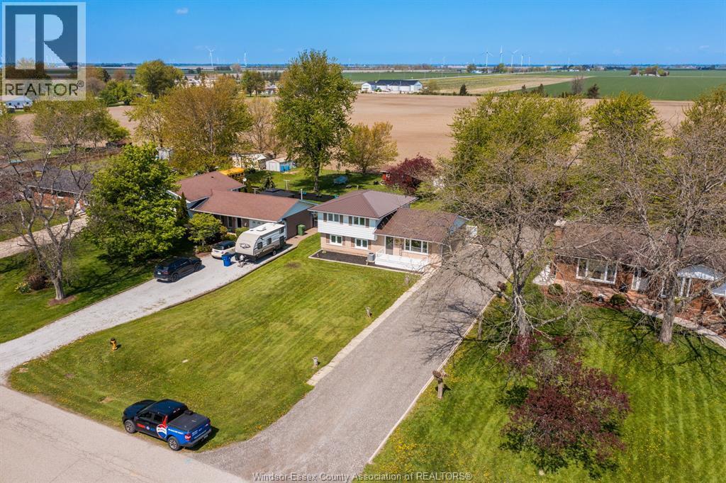 18 Campbell, Merlin, ON - Outdoor With View