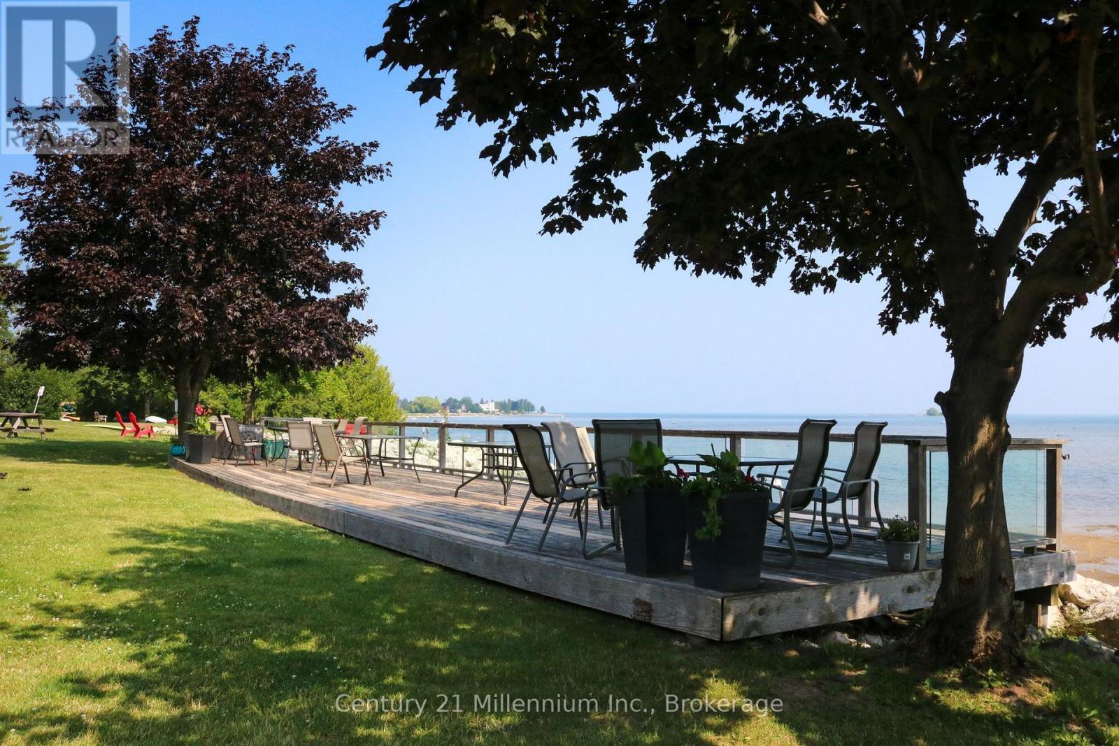 36 Lighthouse Lane E, Collingwood, ON - Outdoor With Body Of Water