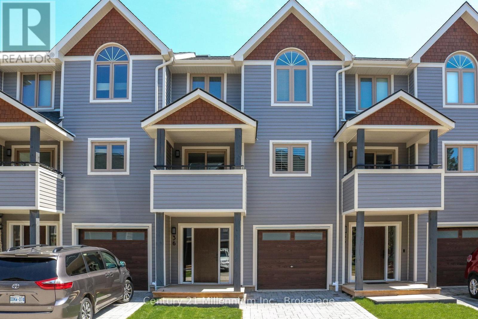 36 Lighthouse Lane E, Collingwood, ON - Outdoor With Facade