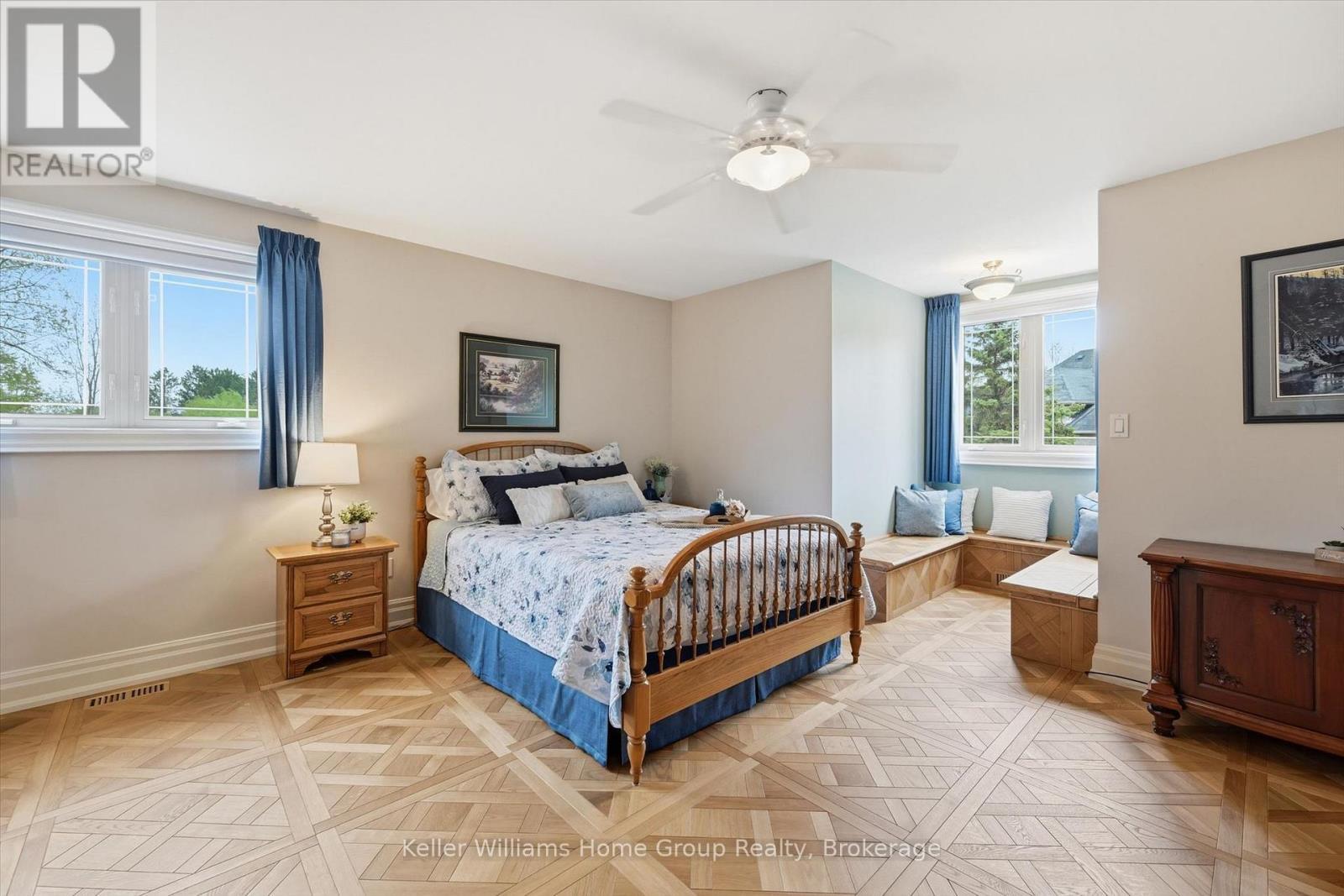 6423 Chelsea Road, Burlington, ON - Indoor Photo Showing Bedroom