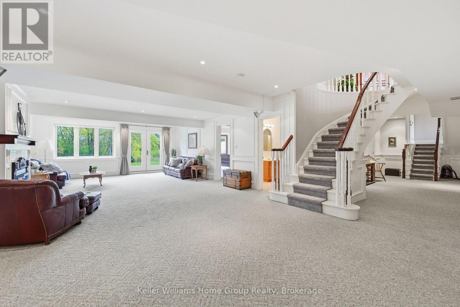 6423 Chelsea Road, Burlington, ON - Indoor Photo Showing Other Room