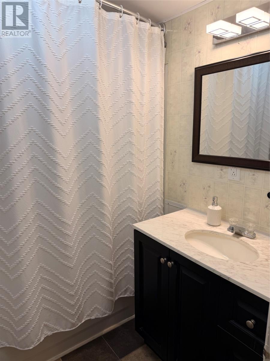 55 Conception Bay Highway, Conception Harbour, NL - Indoor Photo Showing Bathroom