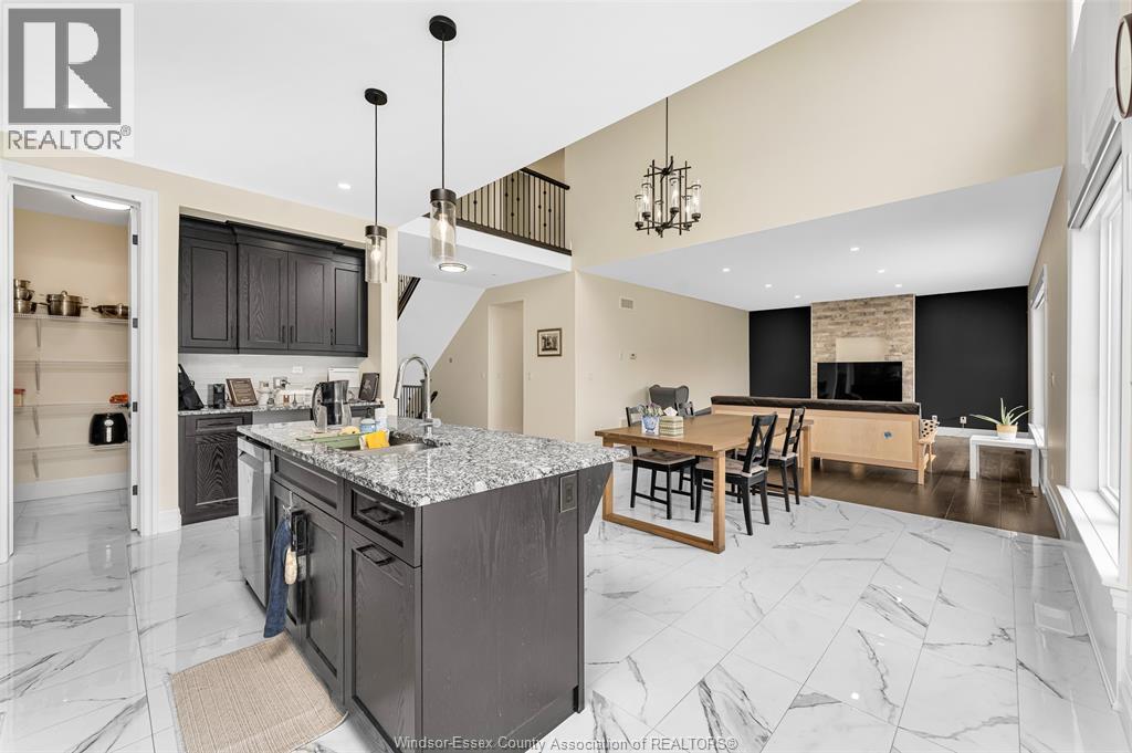 635 Marche Street, Lakeshore, ON - Indoor Photo Showing Kitchen
