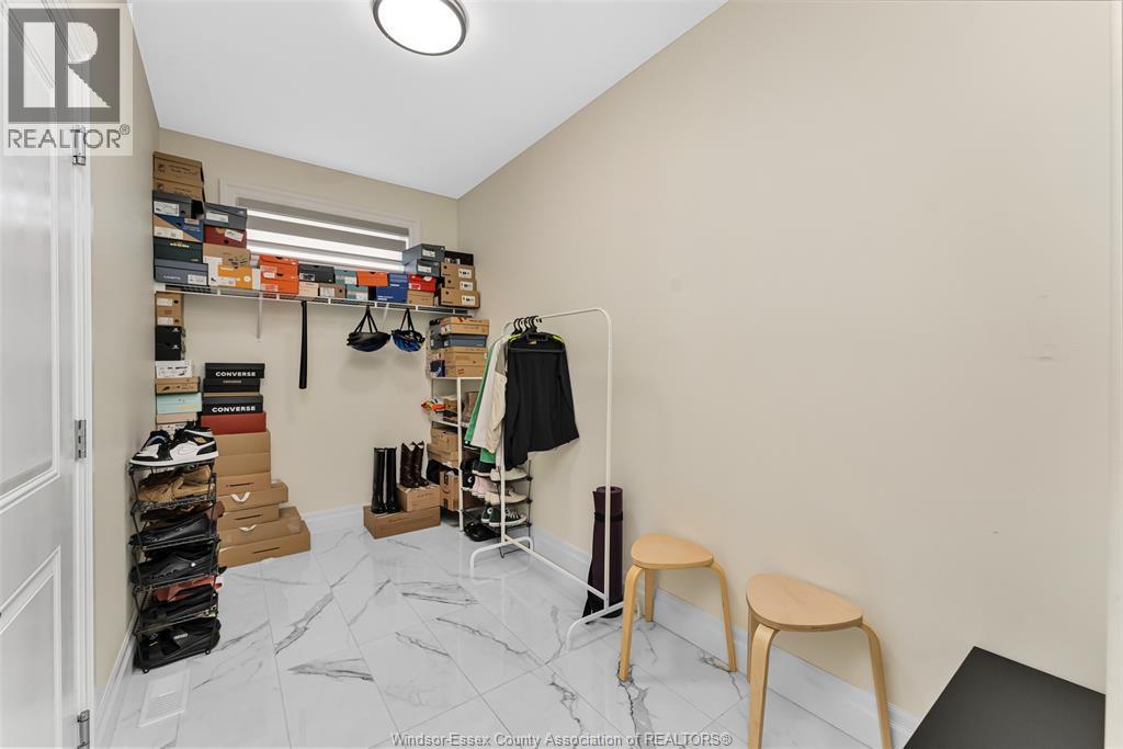 635 Marche Street, Lakeshore, ON - Indoor