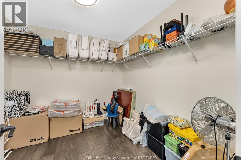 635 Marche Street, Lakeshore, ON - Indoor With Storage