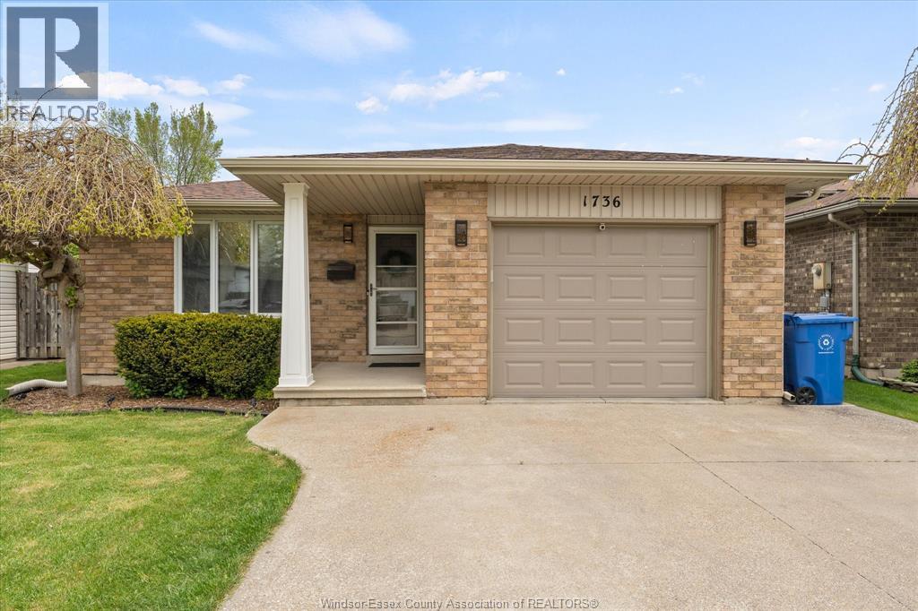 1736 Vicky Circle, Windsor, ON - Outdoor