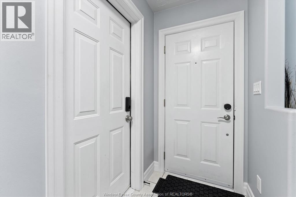 1736 Vicky Circle, Windsor, ON - Indoor Photo Showing Other Room