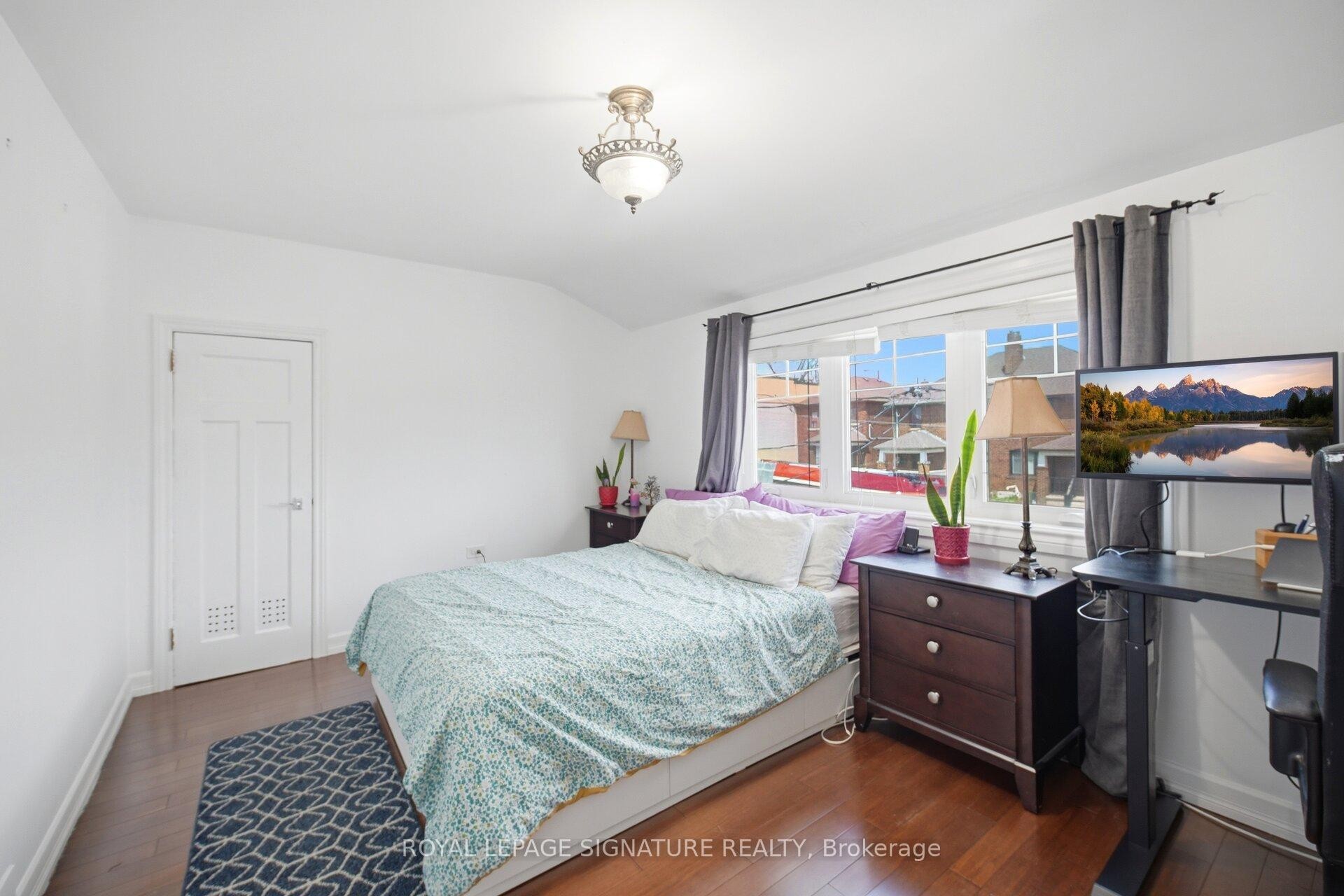 1-2000 Dufferin Street, Toronto, ON
