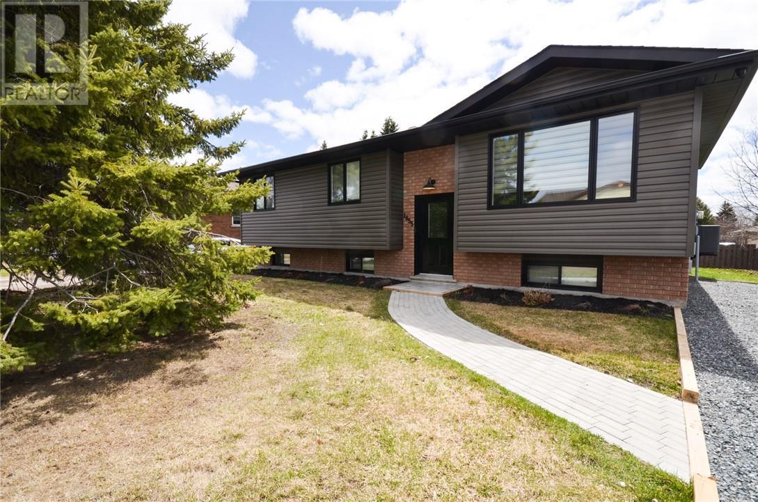 1855 Springdale Crescent, Sudbury, ON - Outdoor