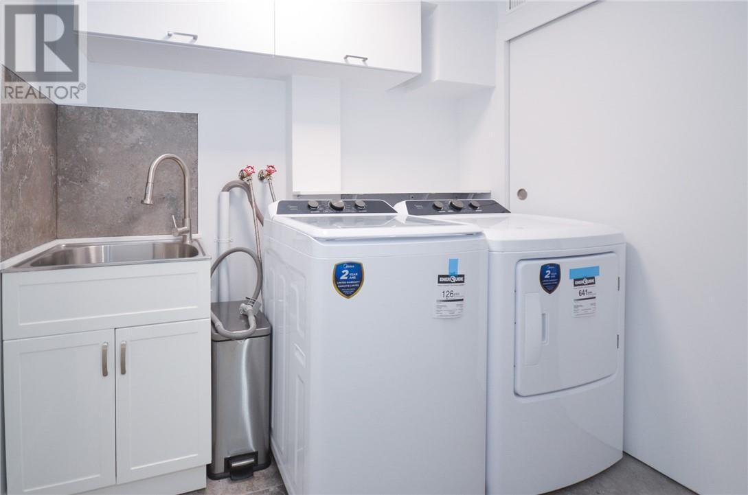 1855 Springdale Crescent, Sudbury, ON - Indoor Photo Showing Laundry Room