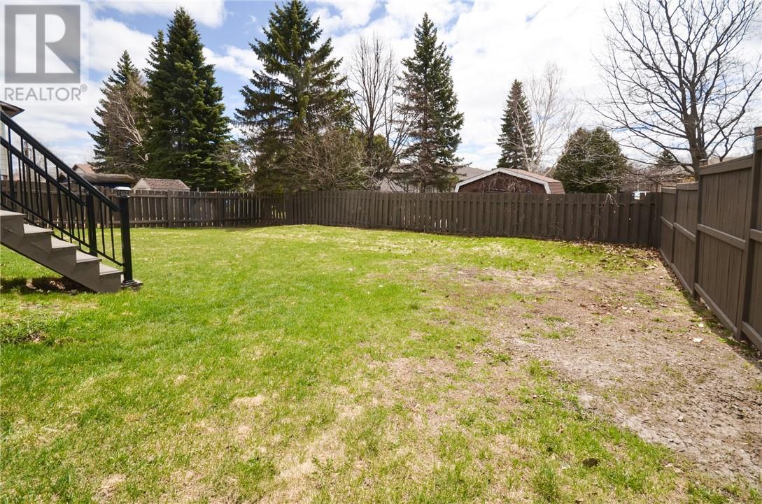 1855 Springdale Crescent, Sudbury, ON - Outdoor With Backyard