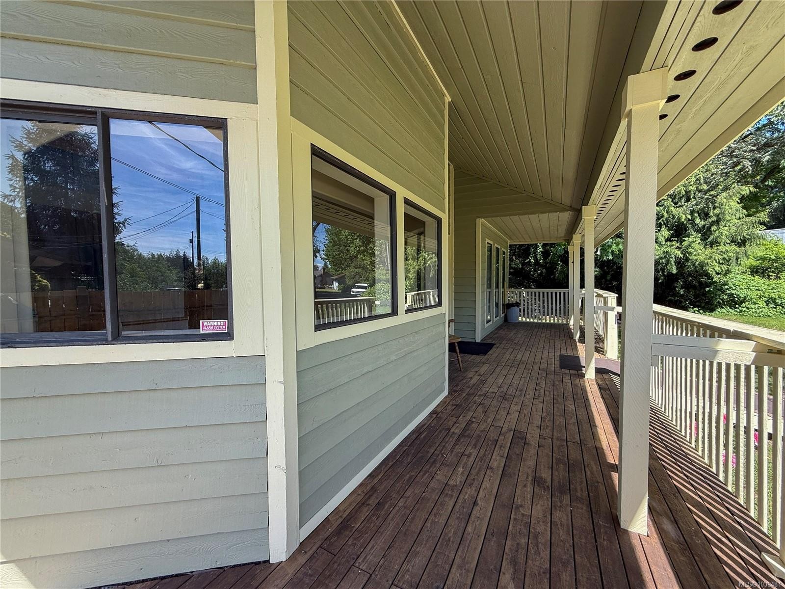 2714 Vallejo Rd, Campbell River, BC