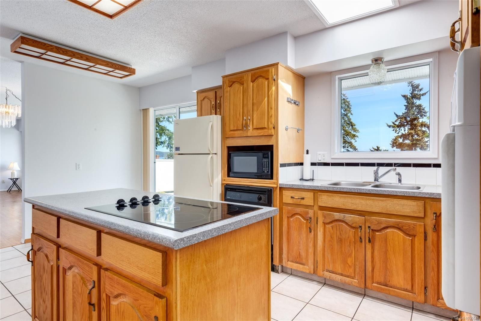 4301 Eva Rd, Bowser, BC