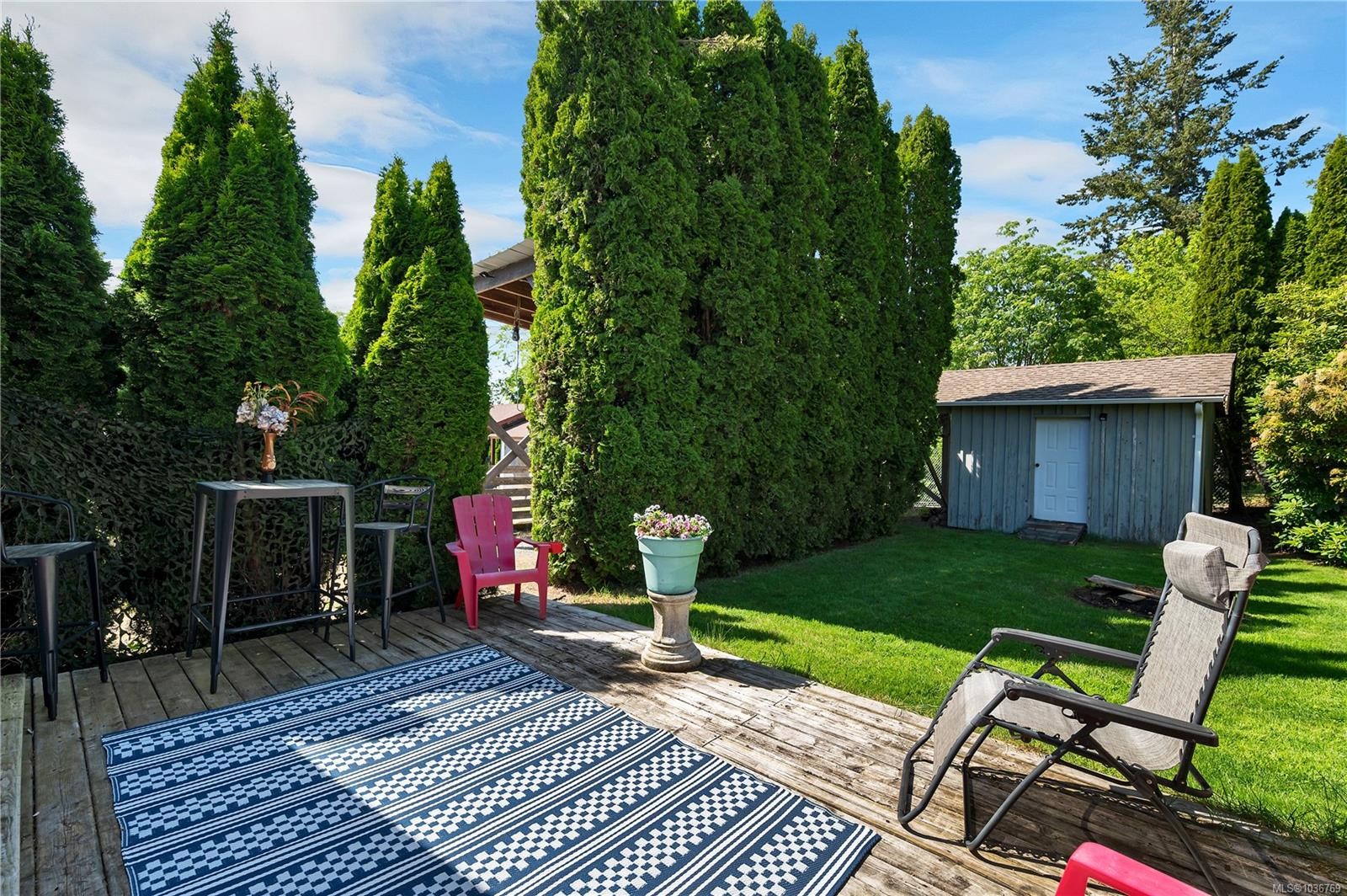 1930 Gillian Pl, Campbell River, BC