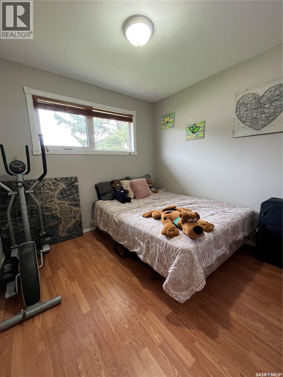 1001 Carlton Drive, Esterhazy, SK - Indoor Photo Showing Bedroom
