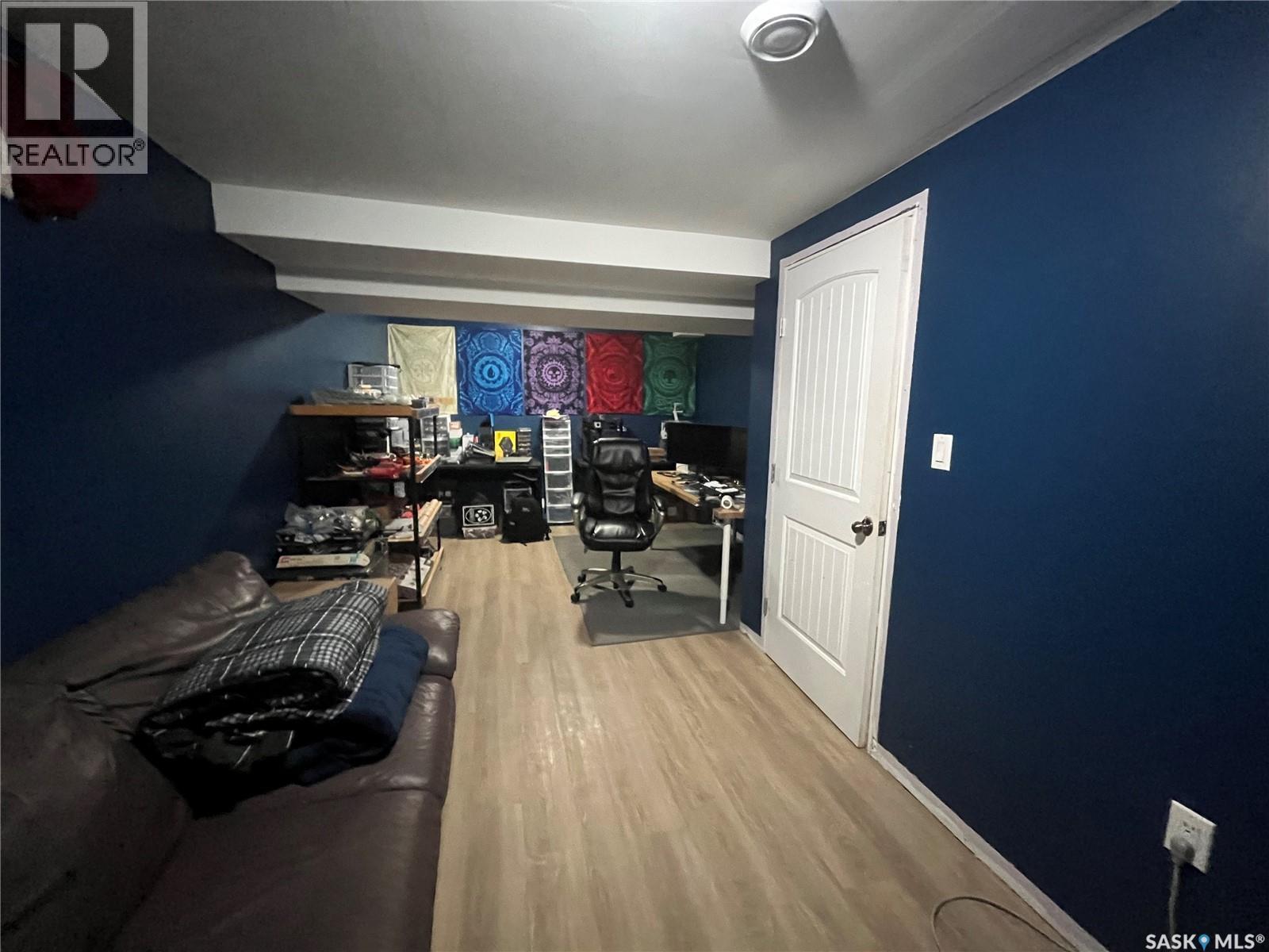 1001 Carlton Drive, Esterhazy, SK - Indoor