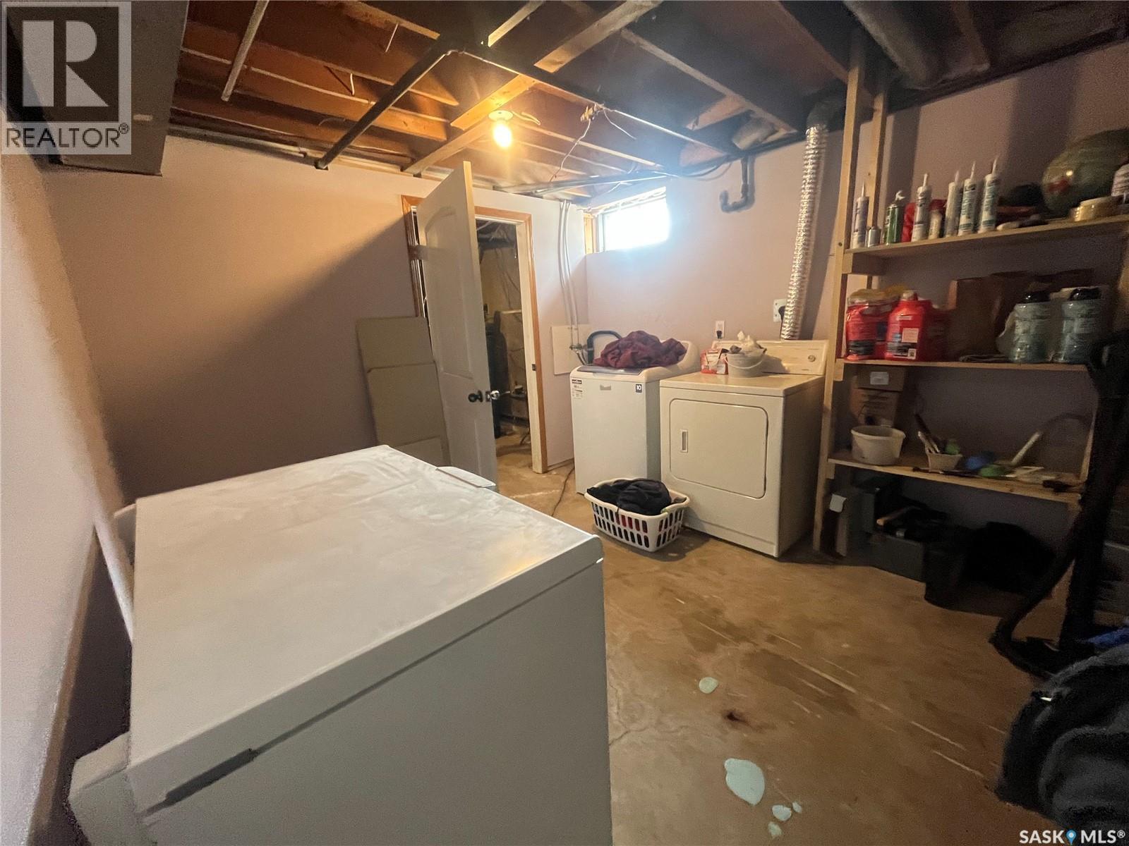 1001 Carlton Drive, Esterhazy, SK - Indoor