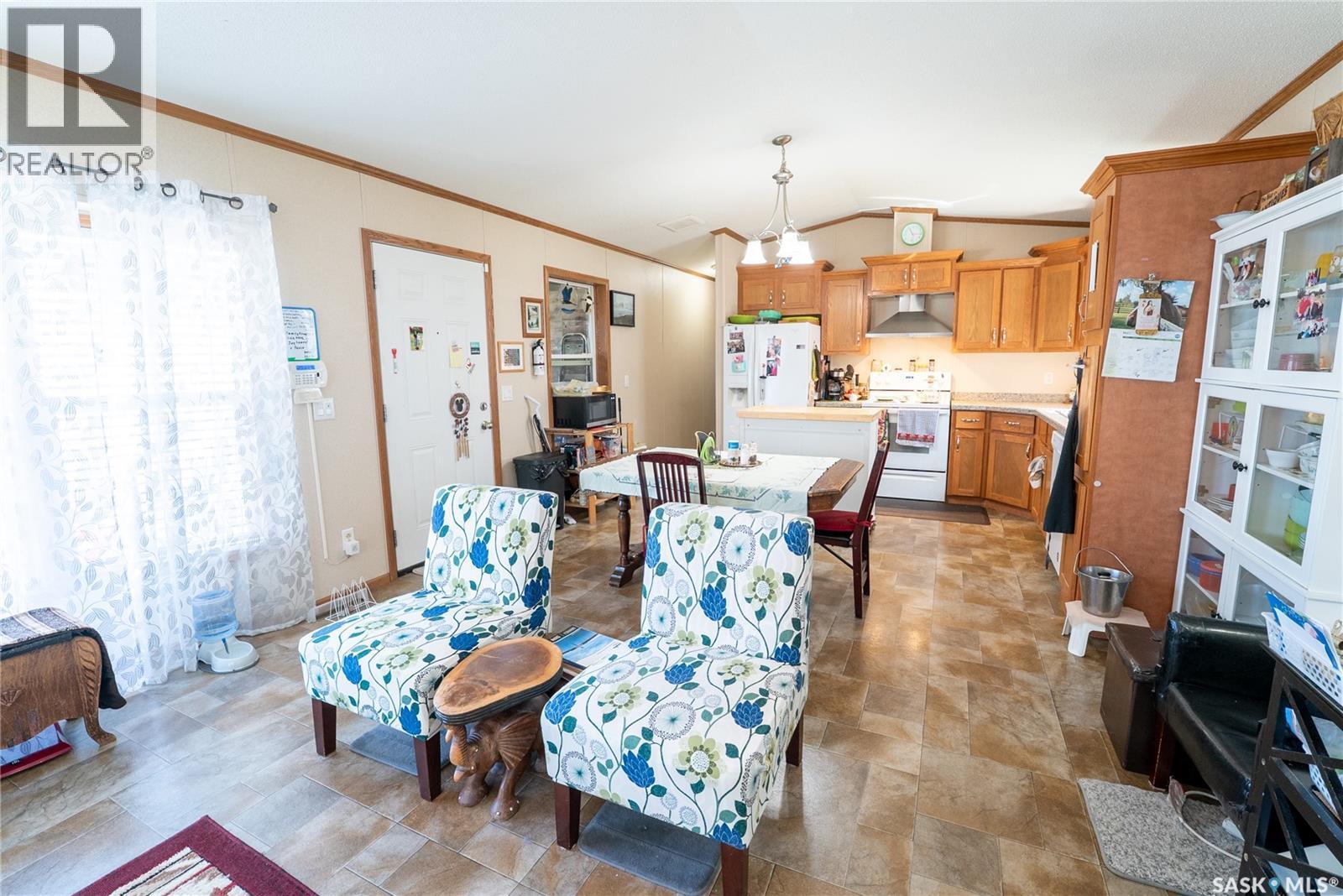 102 Herbert Street, Hawarden, SK