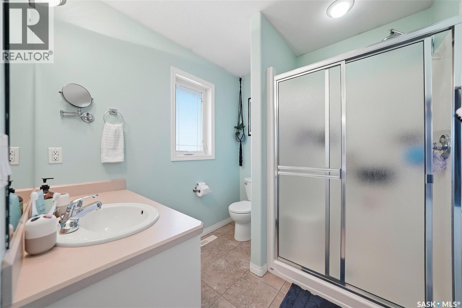 139 Allwood Crescent, Saskatoon, SK - Indoor Photo Showing Bathroom