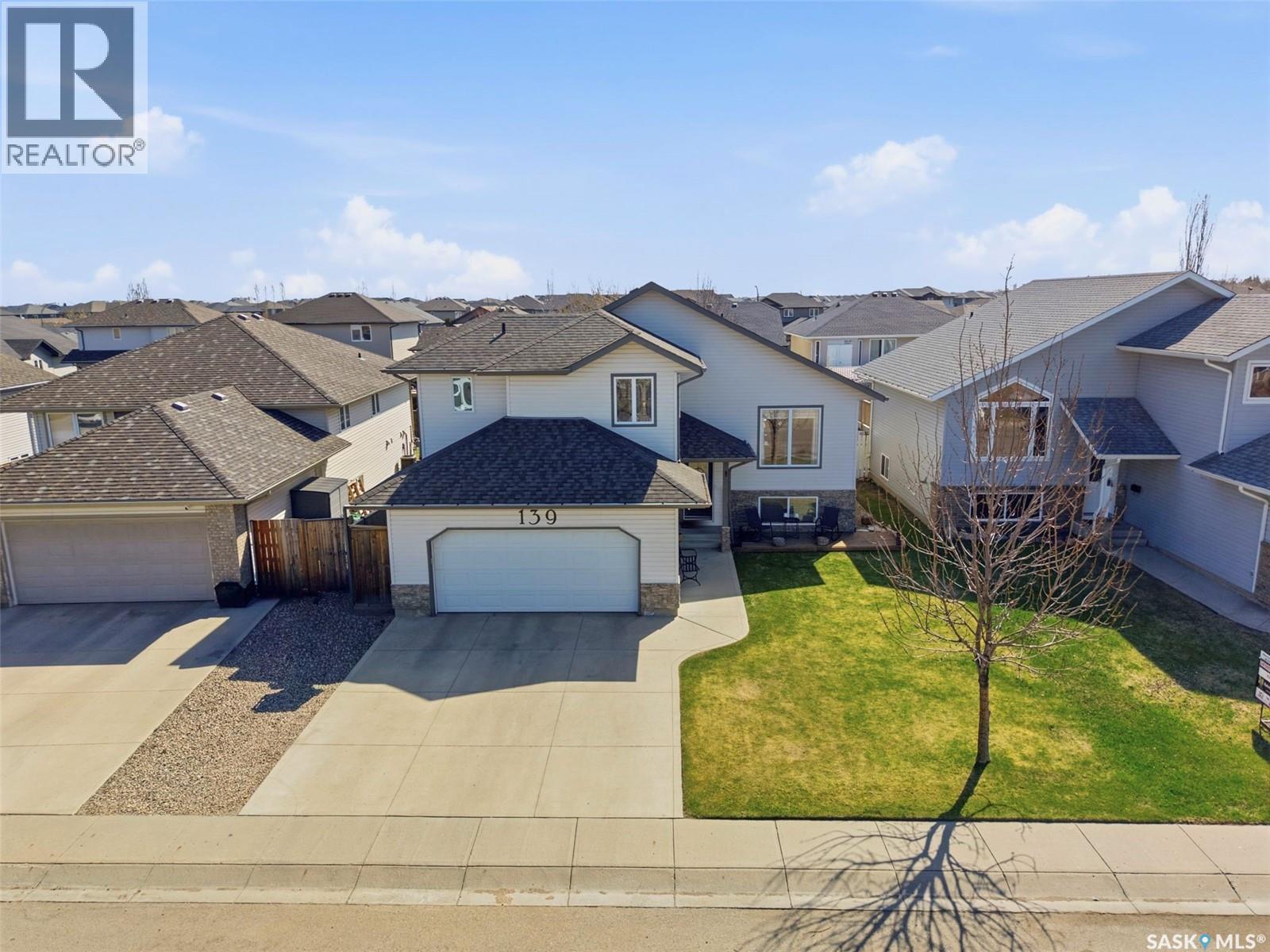 139 Allwood Crescent, Saskatoon, SK - Outdoor With Facade