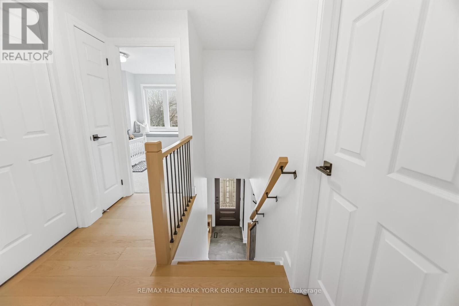 882 Mcduffe Crescent, Milton, ON - Indoor Photo Showing Other Room