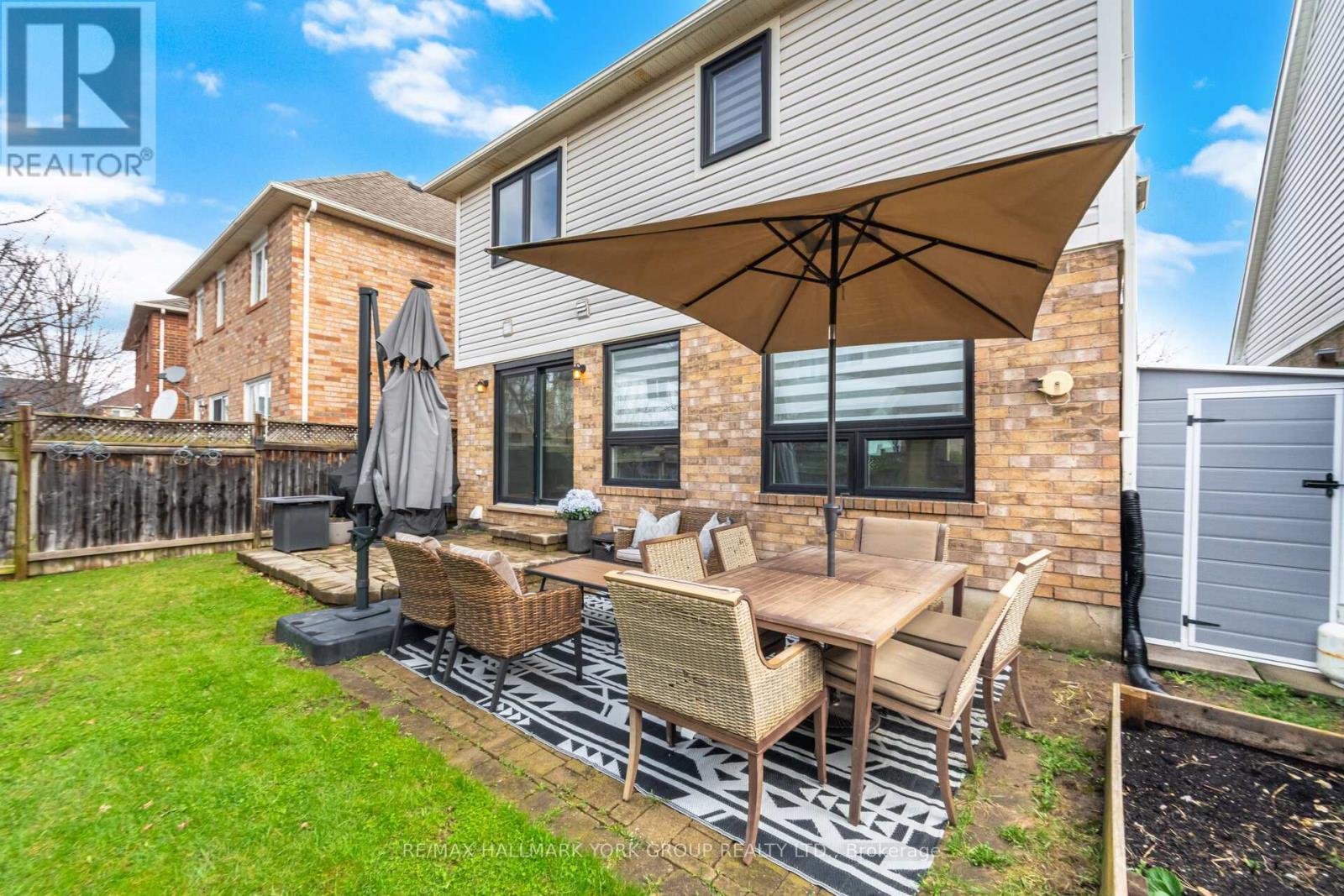 882 Mcduffe Crescent, Milton, ON - Outdoor With Deck Patio Veranda