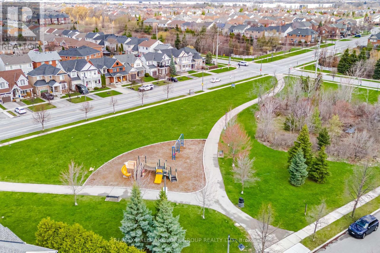 882 Mcduffe Crescent, Milton, ON - Outdoor With View