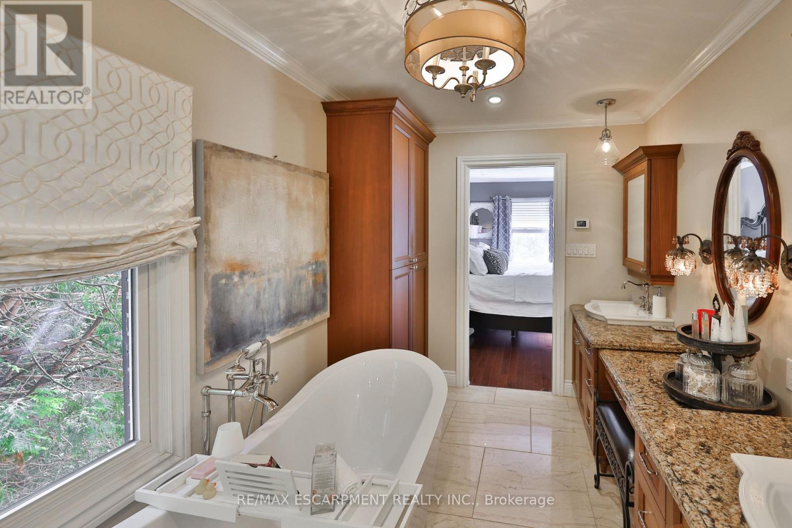 3555 Kingbird Court, Mississauga, ON - Indoor Photo Showing Bathroom
