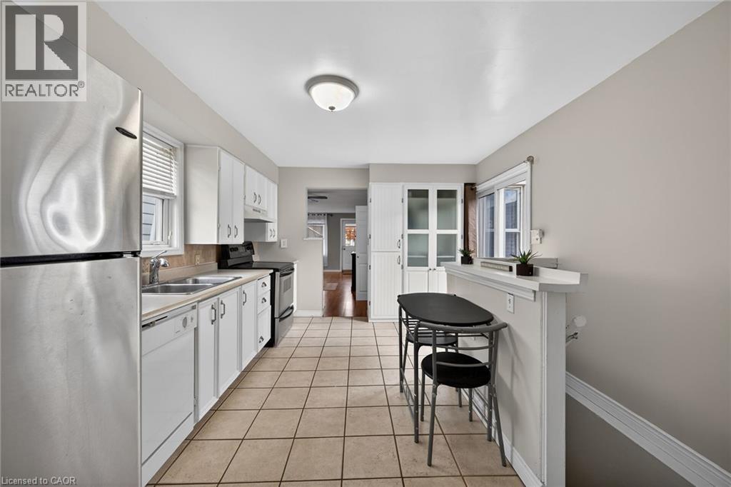 190 Campbell Avenue, Hamilton, ON - Indoor