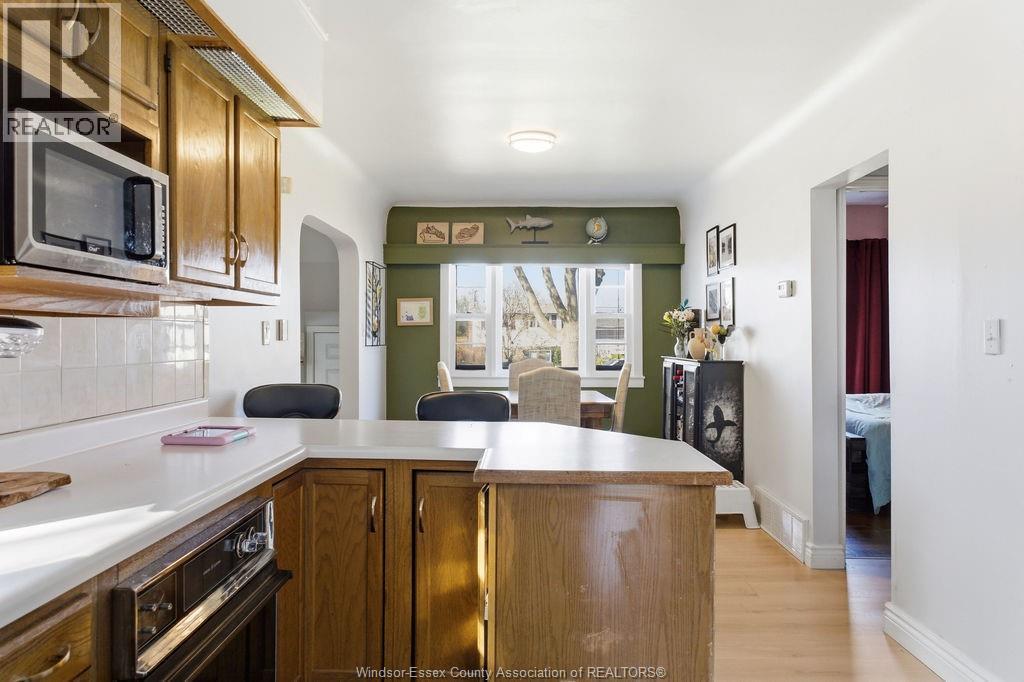 876 Westminster Boulevard, Windsor, ON - Indoor Photo Showing Kitchen