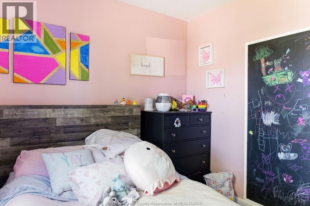876 Westminster Boulevard, Windsor, ON - Indoor Photo Showing Bedroom